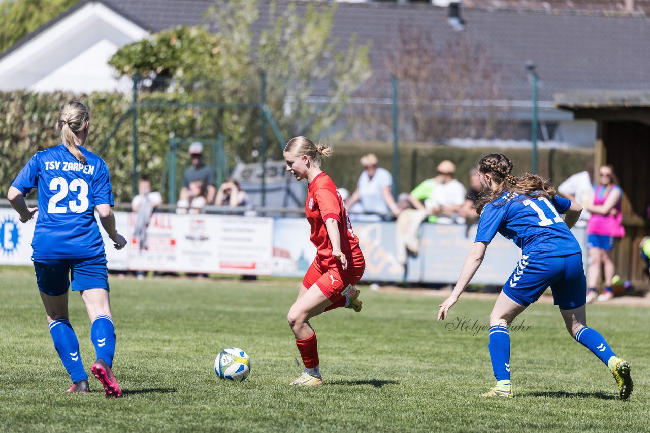 Bild 264 - F TSV Zarpen - Holstein Kiel II : Ergebnis: 2:6